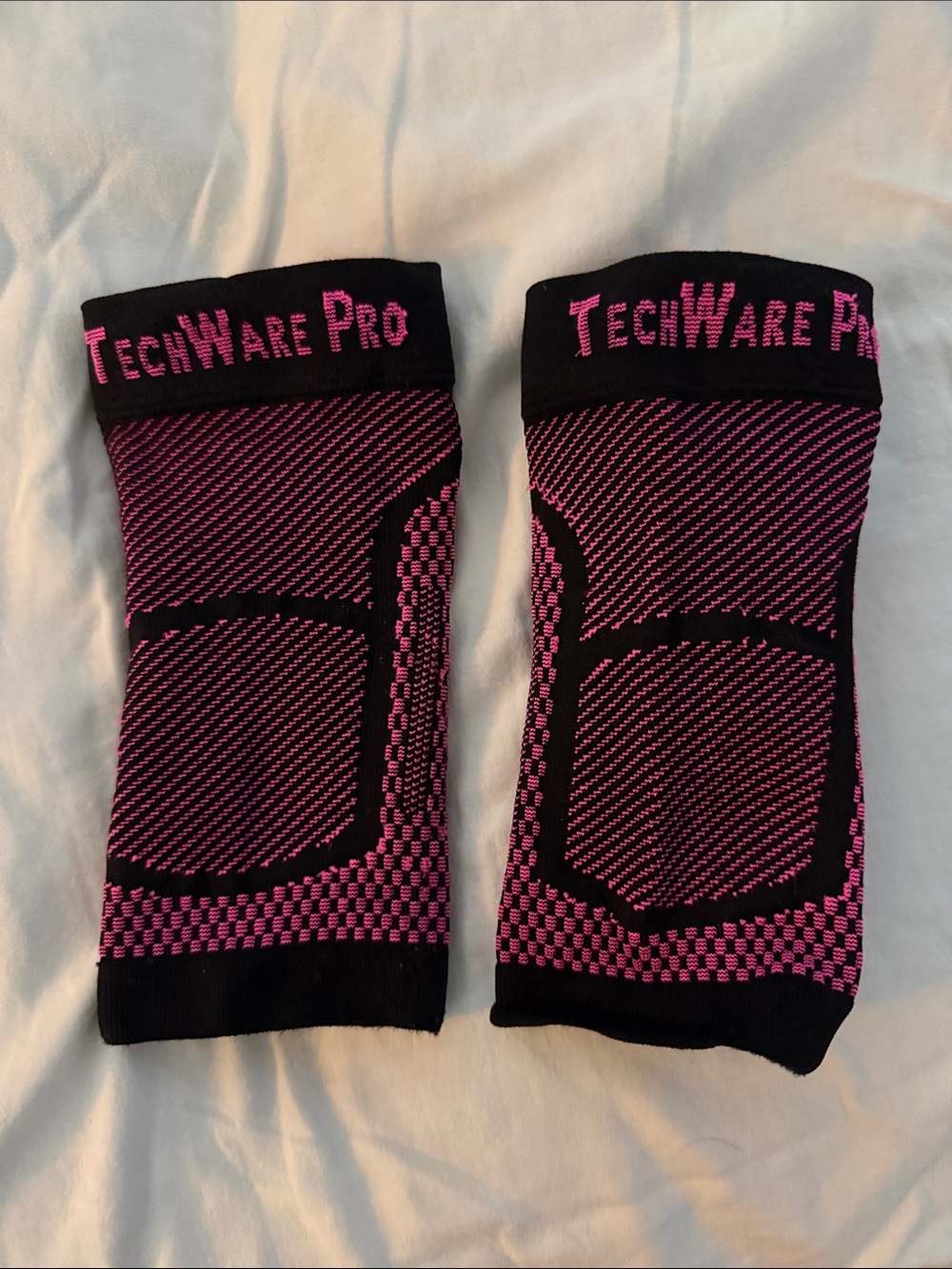 Techwave ankle/heel compression pink/black